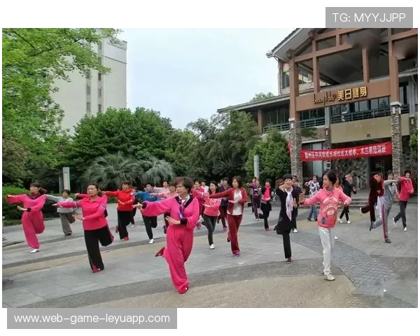俱乐部商业开发转向社区服务与青少年培训并举 俱乐部商业开发转向社区服务与青少年培训并举