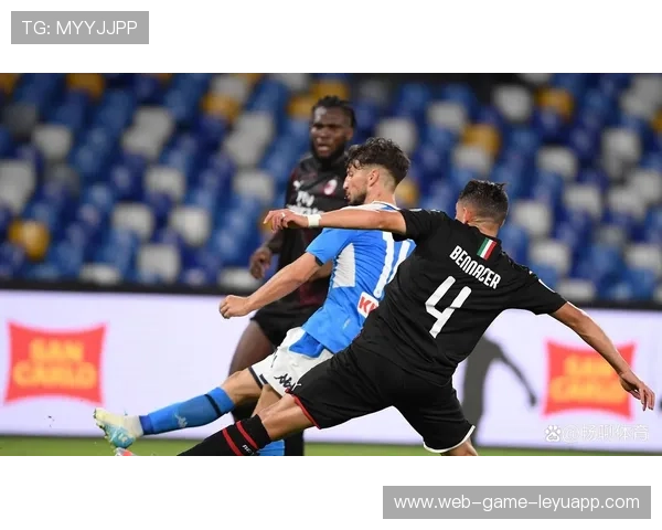 意甲榜首之争激烈，那不勒斯暂居第一，意甲第二轮那不勒斯对ac米兰