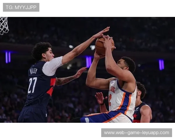 尼克斯连续快攻,主场直接起立 尼克斯连续快攻,主场直接起立